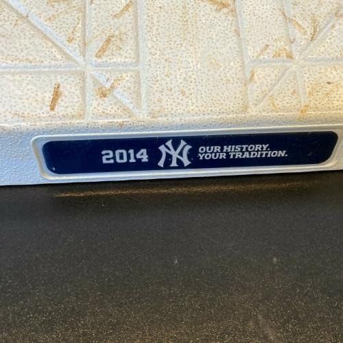Derek Jeter Utolsó Szezon Aláírt 2014 New York Yankees Játék Használt Bázis Steiner - MLB Dedikált Játék Használt alapok