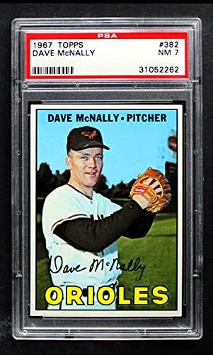 1967 Topps 382 Dave McNally Baltimore Orioles (Baseball Kártya) PSA a PSA 7.00 Orioles